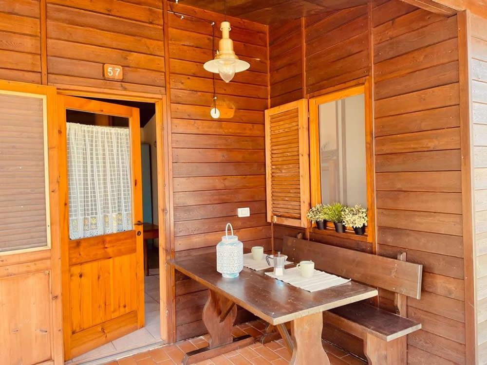 Le Dune Villaggio Лидо-ди-Фонди Экстерьер фото